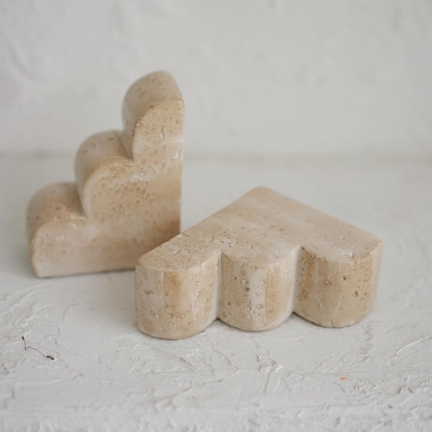 Chagoart Book Ends for Shelves-Concrete Heavy Duty Bookends-Book Stopper- Decorative Bookends for Heavy Books-Travertine Marble Look Book Ends Unique -Scallop Stone Bookends for Desk-Book Holder