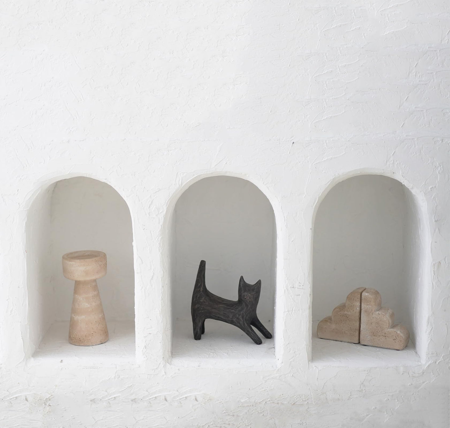 Chagoart Book Ends for Shelves-Concrete Heavy Duty Bookends-Book Stopper- Decorative Bookends for Heavy Books-Travertine Marble Look Book Ends Unique -Scallop Stone Bookends for Desk-Book Holder