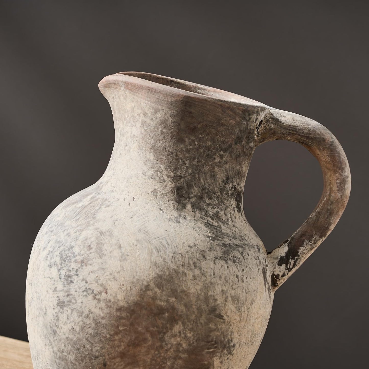 SIDUCAL Ceramic Rustic Farmhouse Vase with Handle, Terracotta Vase, Minimalist Decorative Vases for Home Decor, Table, Living Room, Shelf, Christmas Decoration(Gray)