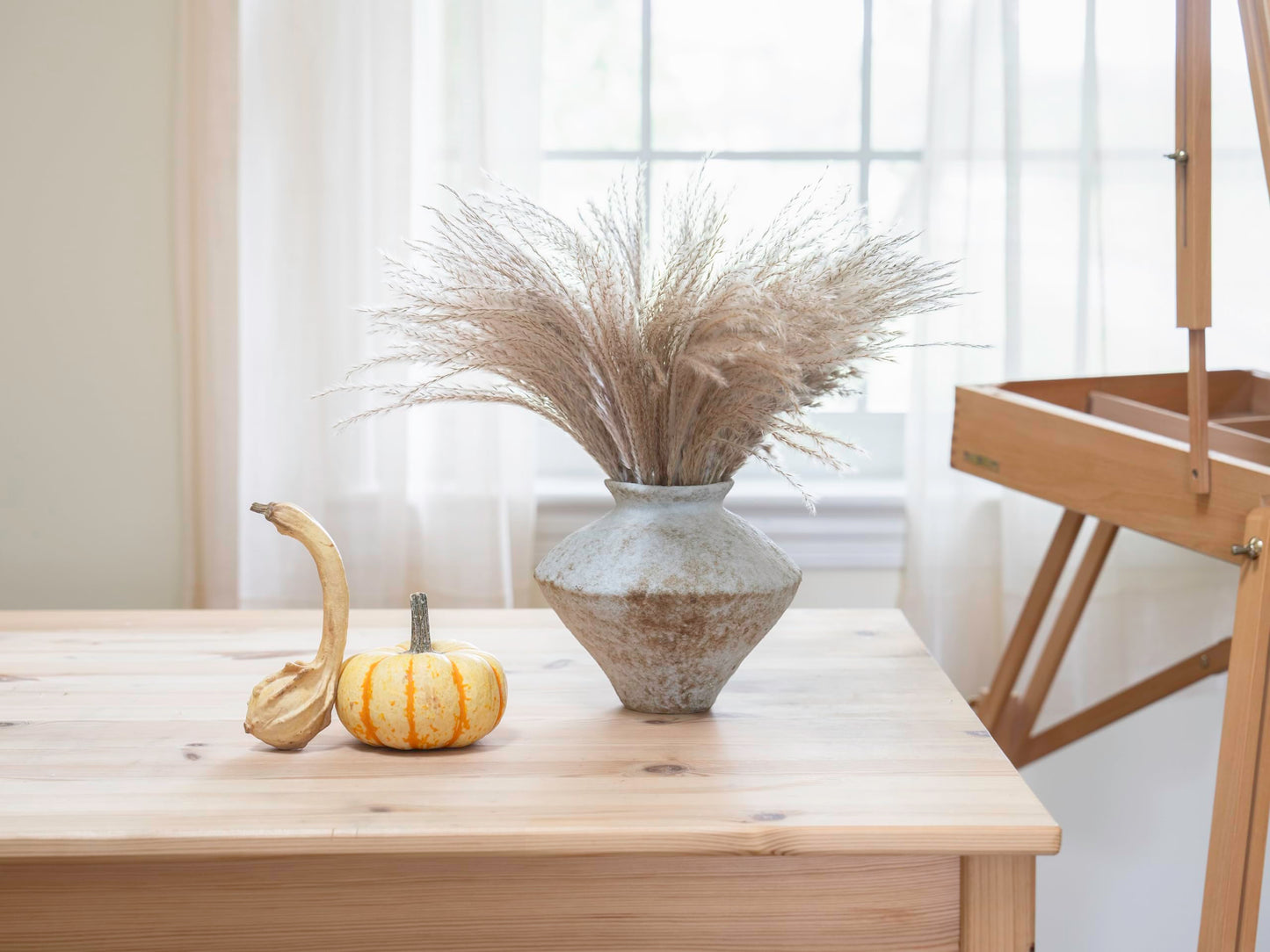 CozyWel Handmade Rustic White Ceramic Vase Decorative Flower Vase, Textured Pottery Vase for Centerpieces, Kitchen, Living Room, Bedroom Decor Gifts