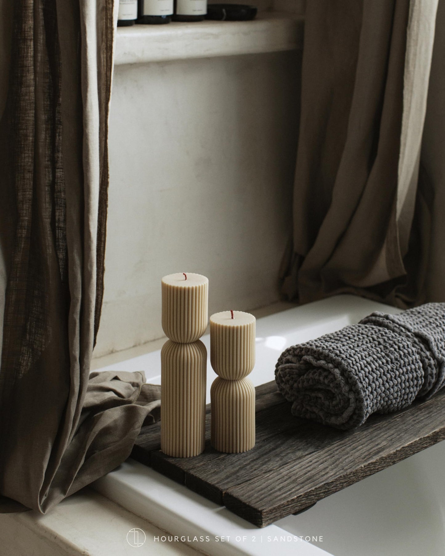 LAWA Hourglass Pillar Candle - Large Beautiful Handmade Pillar Scented Soy Wax Candle Elegant Bubble Aesthetic Candle Housewarming Gift Home Room Shelf Decor Idea Sandstone (Set of 2)