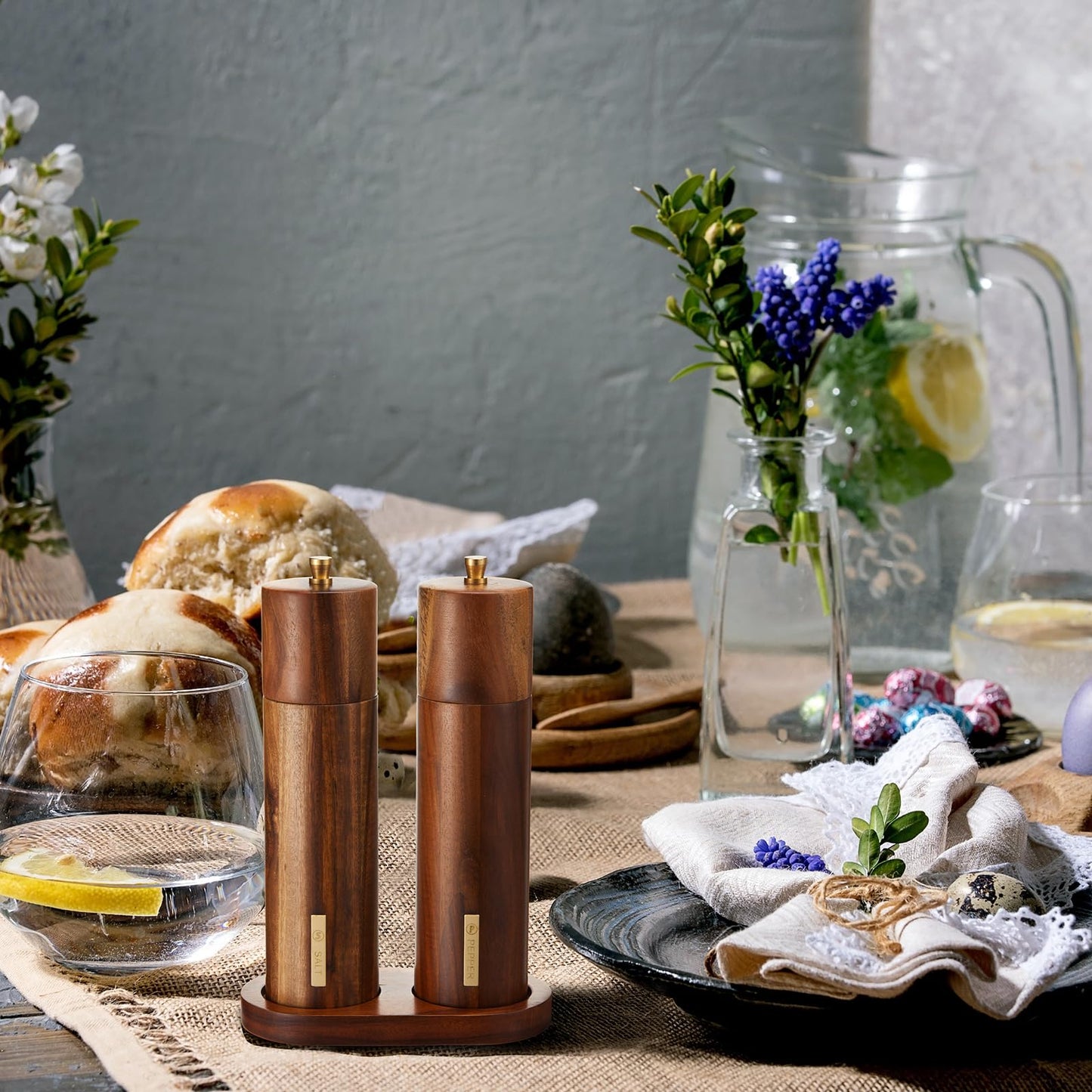 LOYIM Wooden Salt and Pepper Grinder Set 8 Inch Manual Salt and Pepper Mill with Tray Adjustable Coarseness Refillable Wood Grinders with Gold Bottle Label for Kitchen(Wood Color)