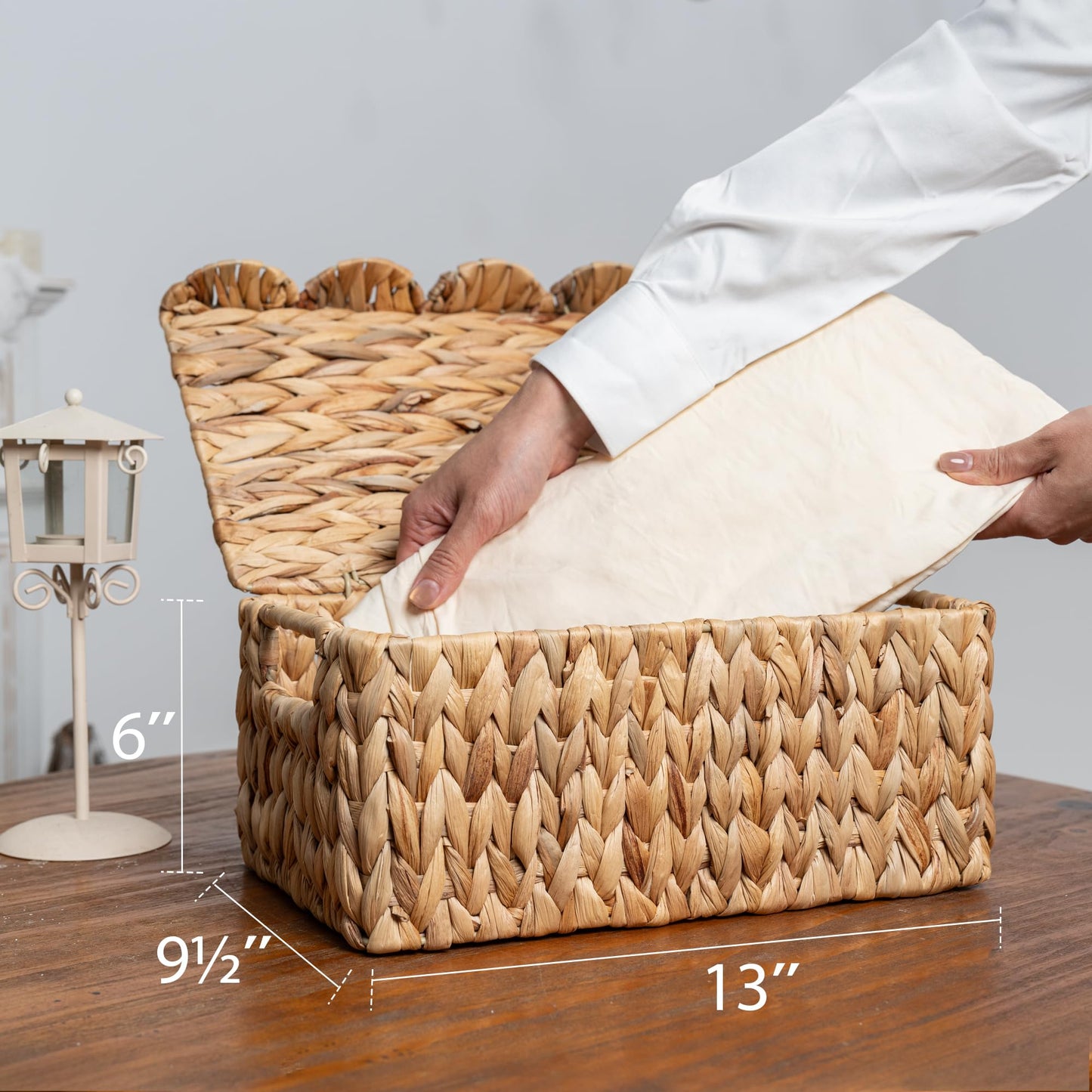 StorageWorks Wicker Basket with Scalloped Edge Lid, Handwoven Water Hyacinth Baskets for Bathroom, Bedroom, Living Room, 13" L x 9 ½" W x 6" H