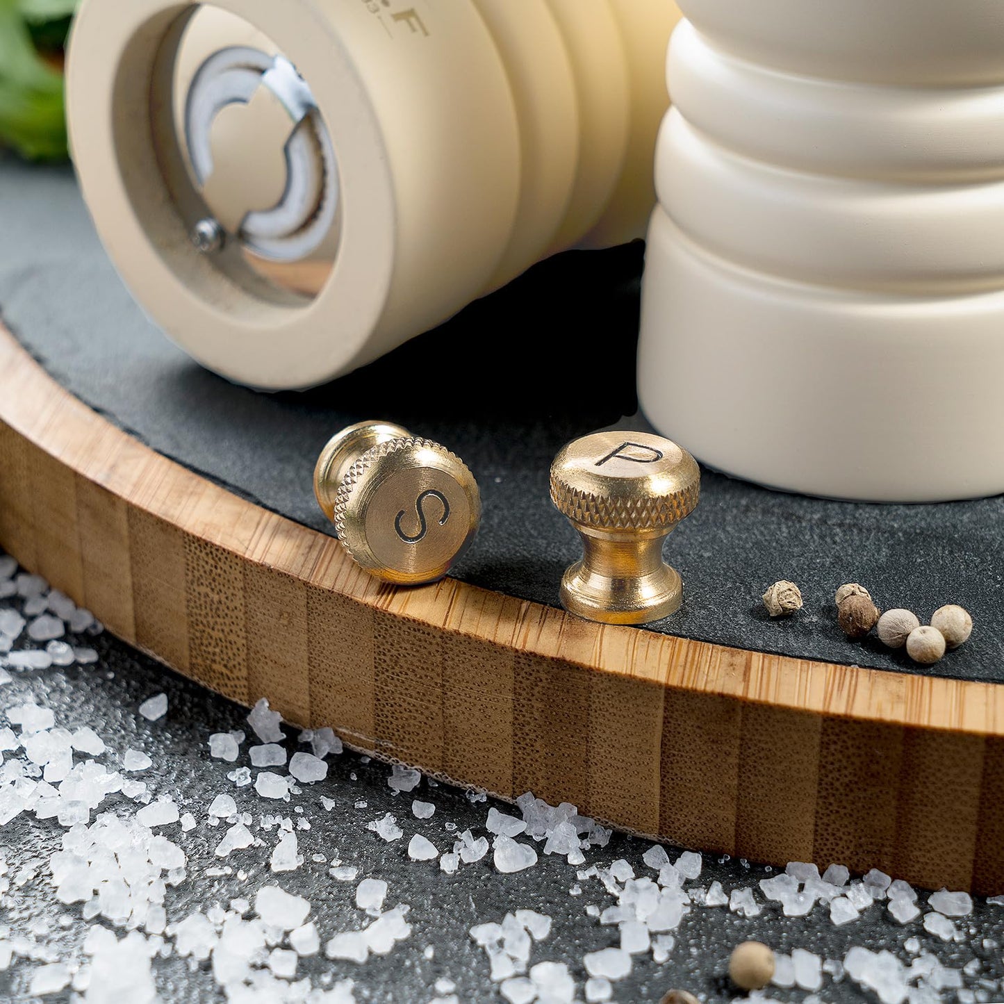 BILL.F Salt and Pepper Grinder Wooden Pepper Mill Grinder White Salt Pepper Shakers Set of 2 with Adjustable Ceramic Rotor- 7 Inch